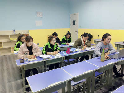 滕州慧博教育信息咨詢 專業(yè)引領(lǐng)，點(diǎn)亮未來教育之路